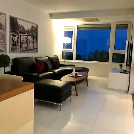 New Sea View 2 Bedroom Apartamento